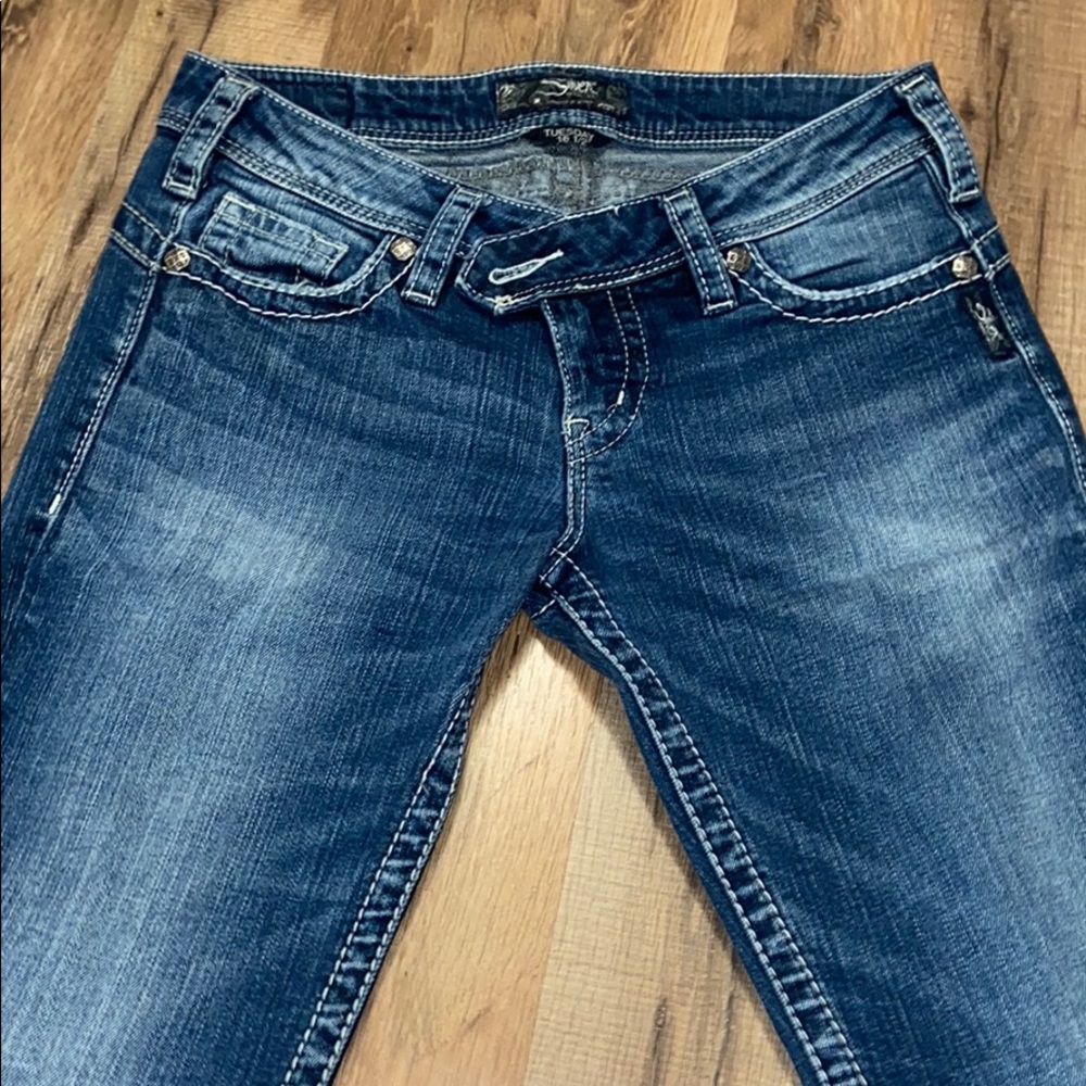 Women’s silver jeans